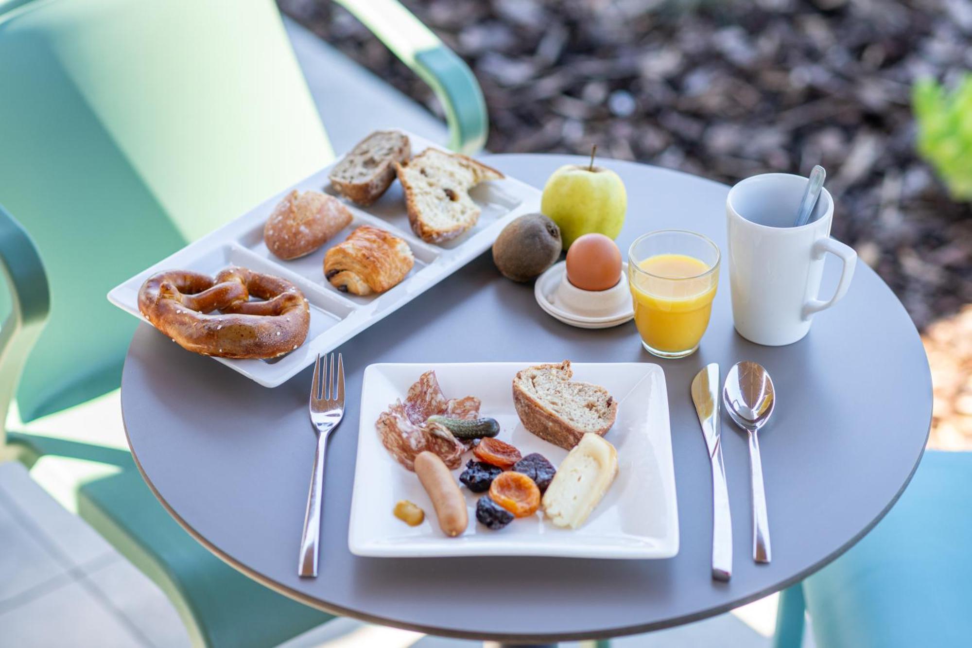 Ibis Styles Nord Hotel 3*